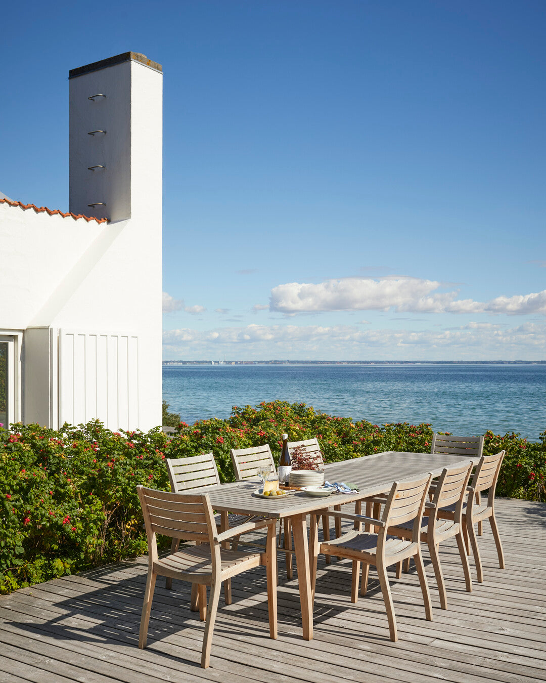 premium outdoor teak armchair
