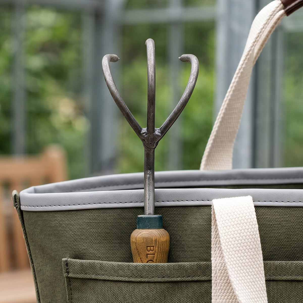 Garden tool set with root trowel, cultivator, and trowel