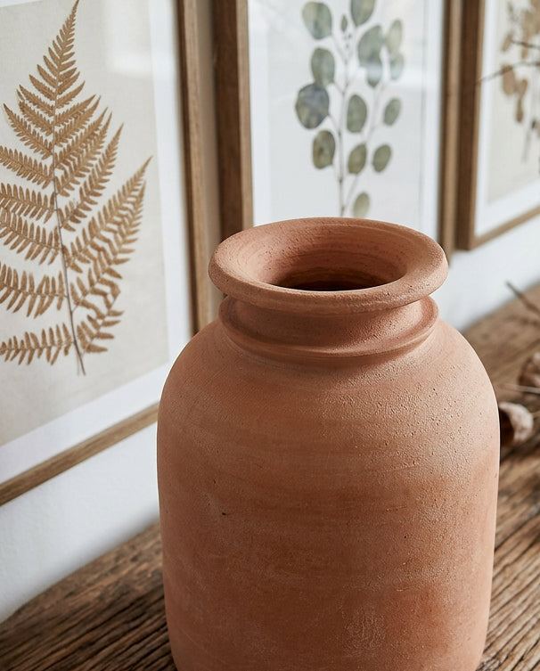 Collar Terracotta Jar, Whitewash