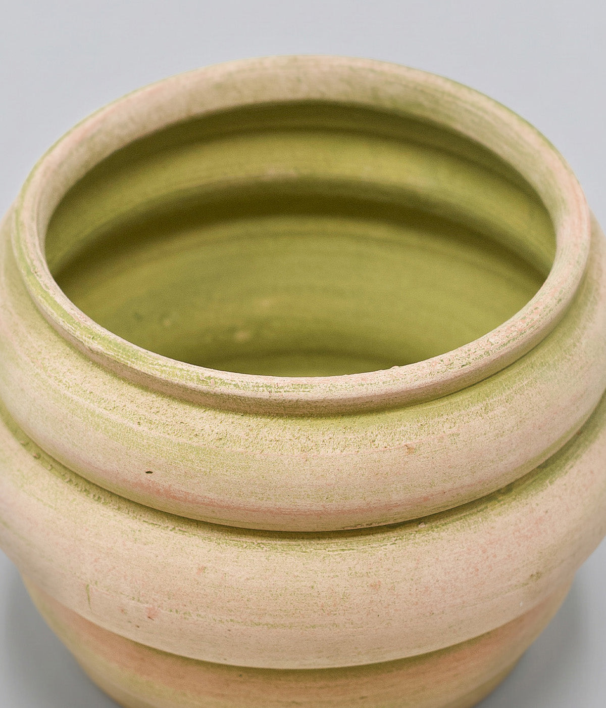 Basin Terracotta Pot, Greenwash