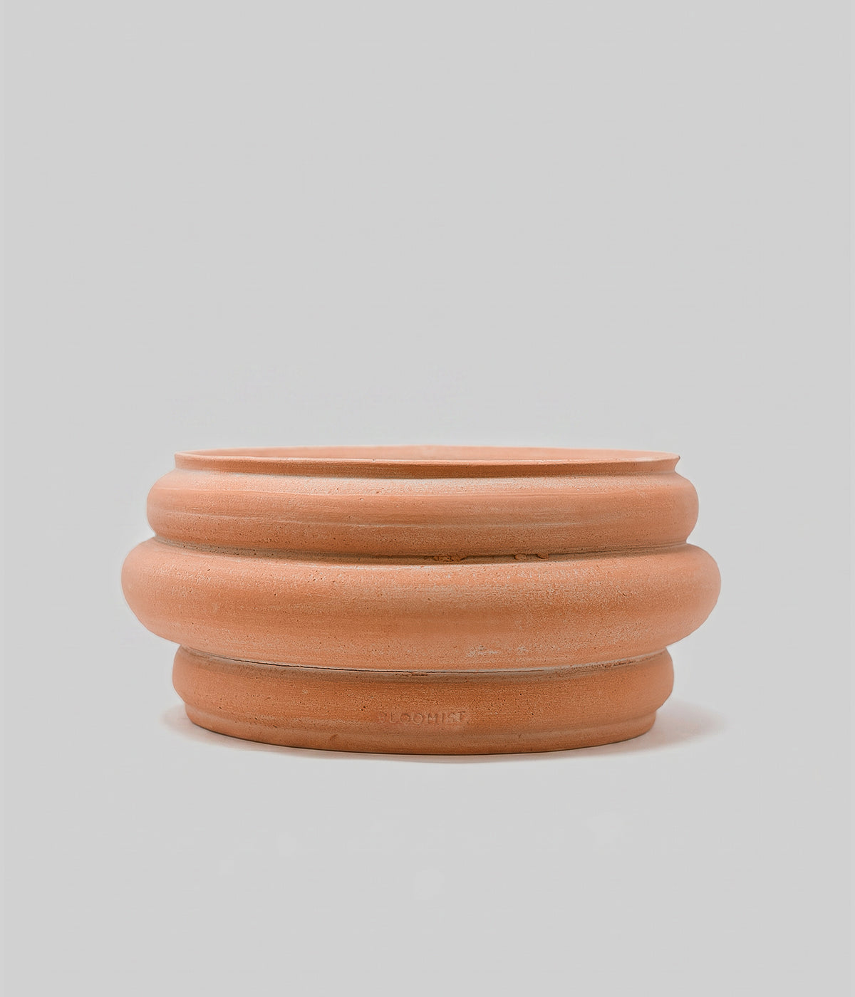 Basin Terracotta Pot, Whitewash