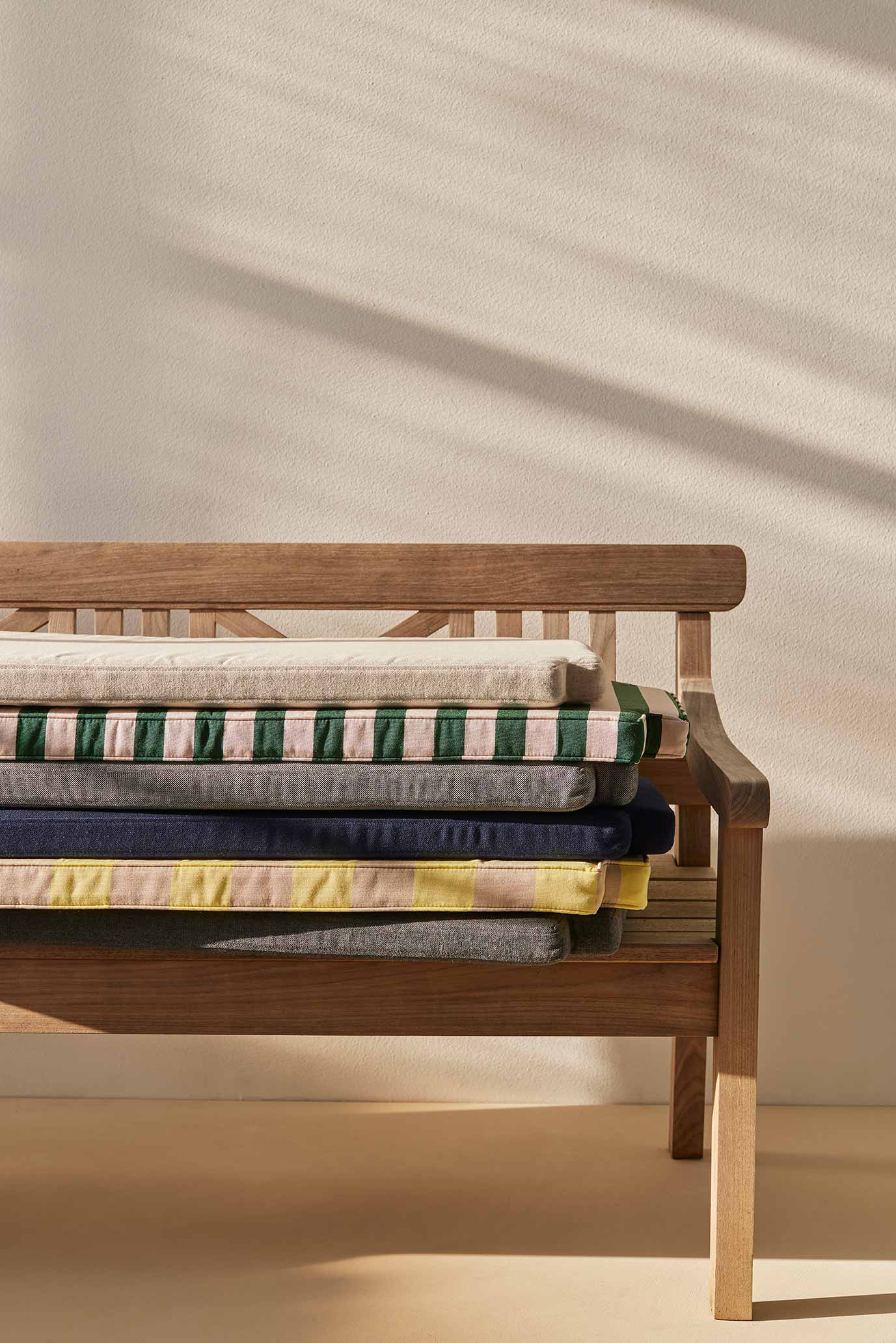 drachmann bench cushion