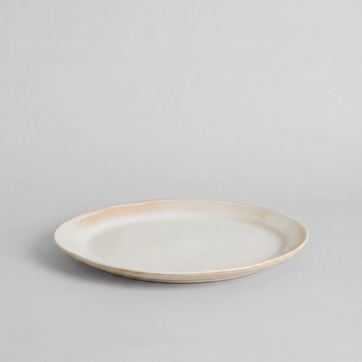 Farmhouse platter in eggshell glaze with oval shape and soft variation