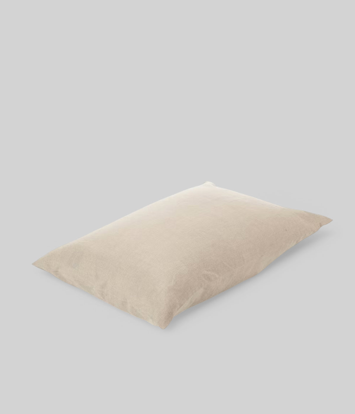 Linen pillow case woven in Belgium from organic Flemish flax by a five-generation family mill