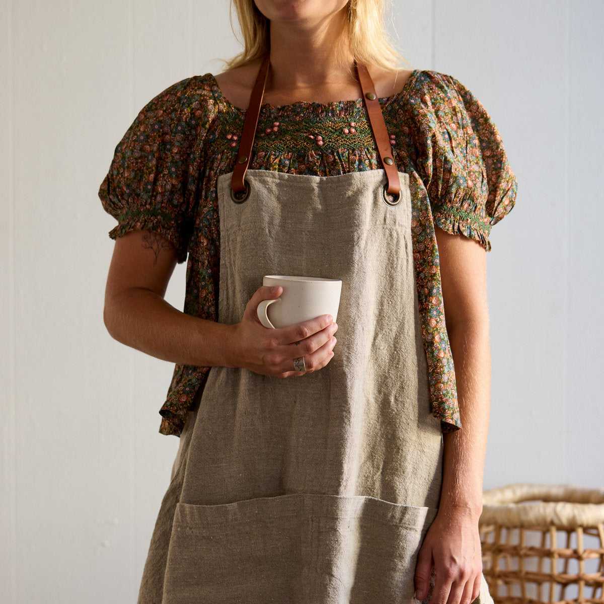 Stonewashed linen apron with leather strap in natural heavy-duty European linen
