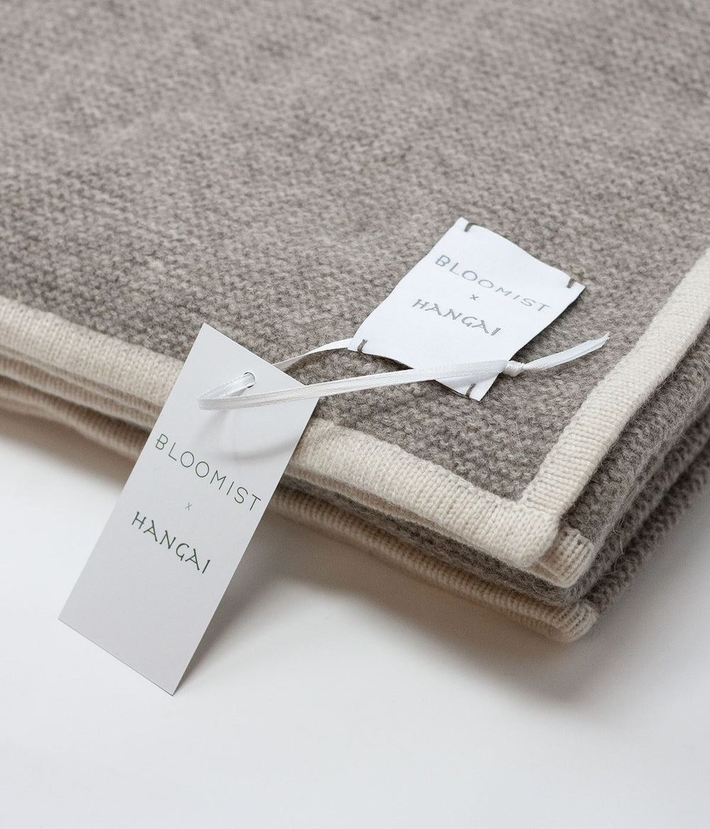 knit throw blanket