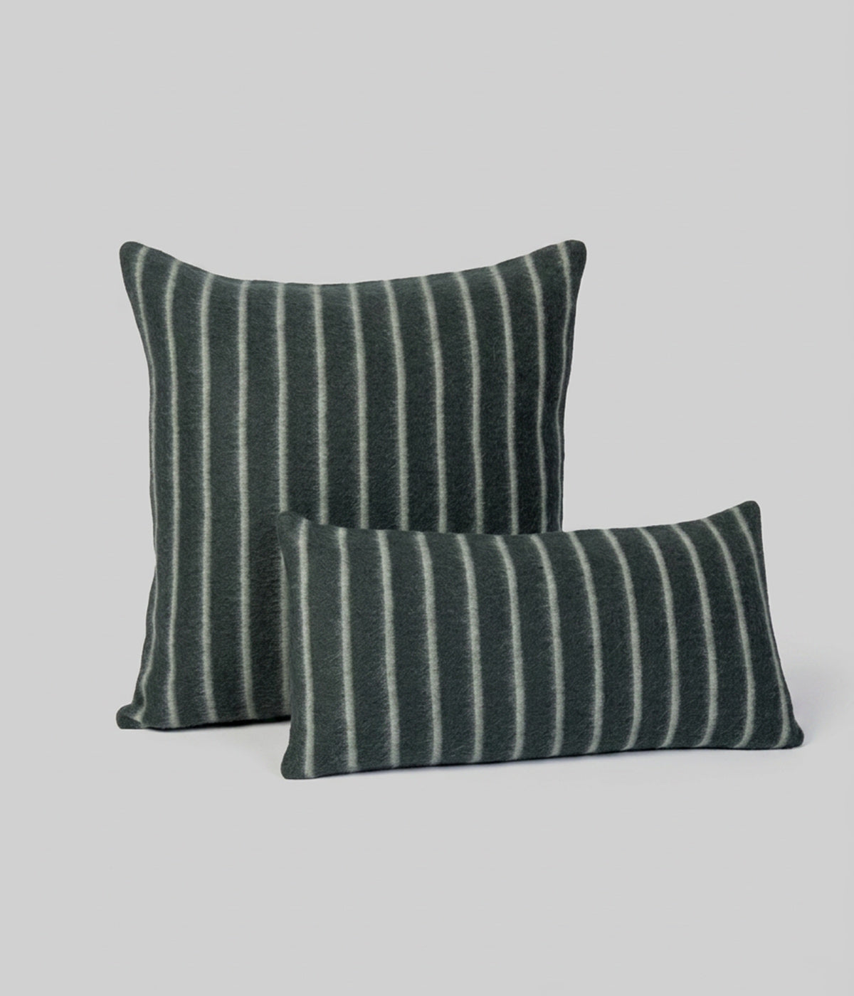Lee pillow showing 84% superfine alpaca 16% undyed Peruvian cotton