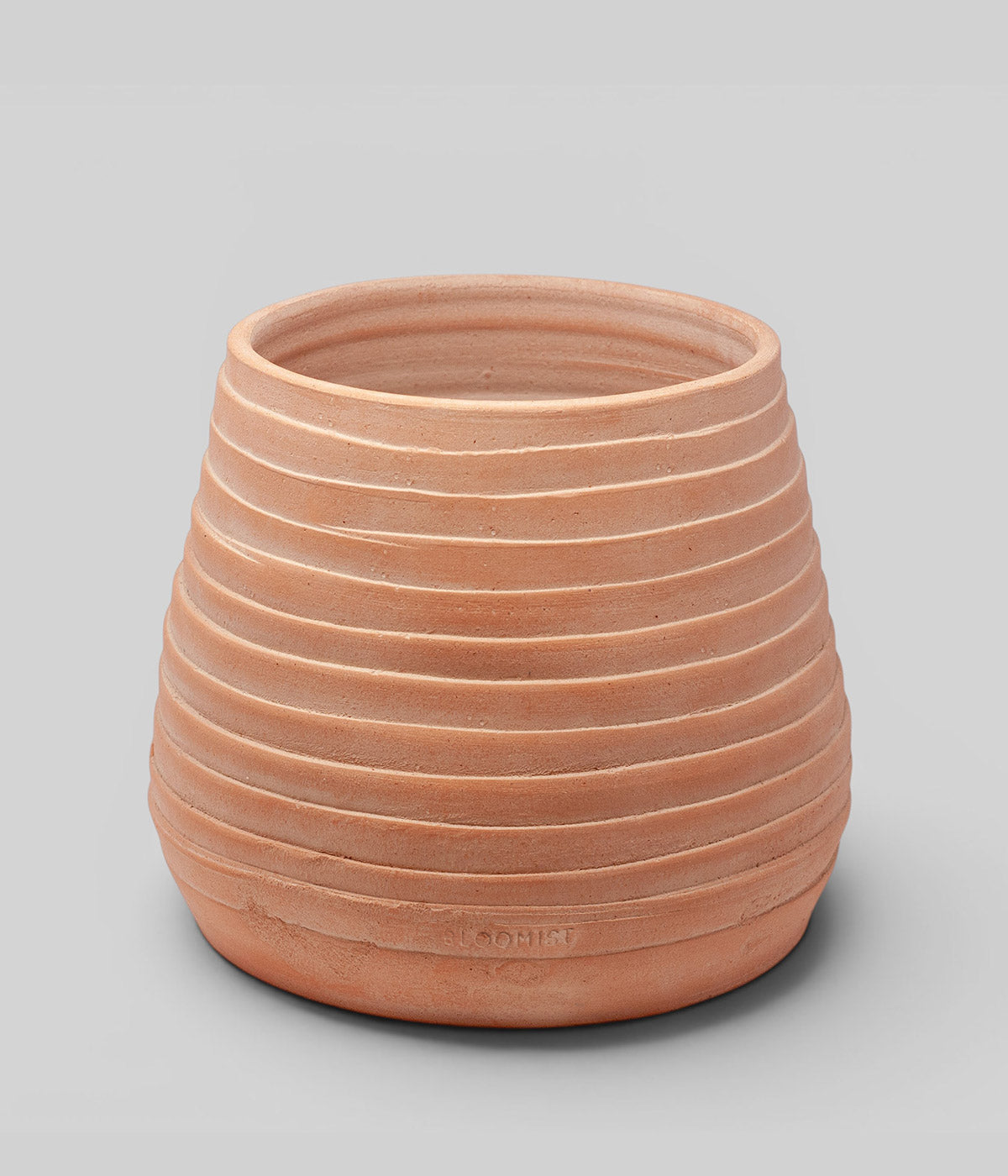 Ridge Terracotta Planter, Whitewash