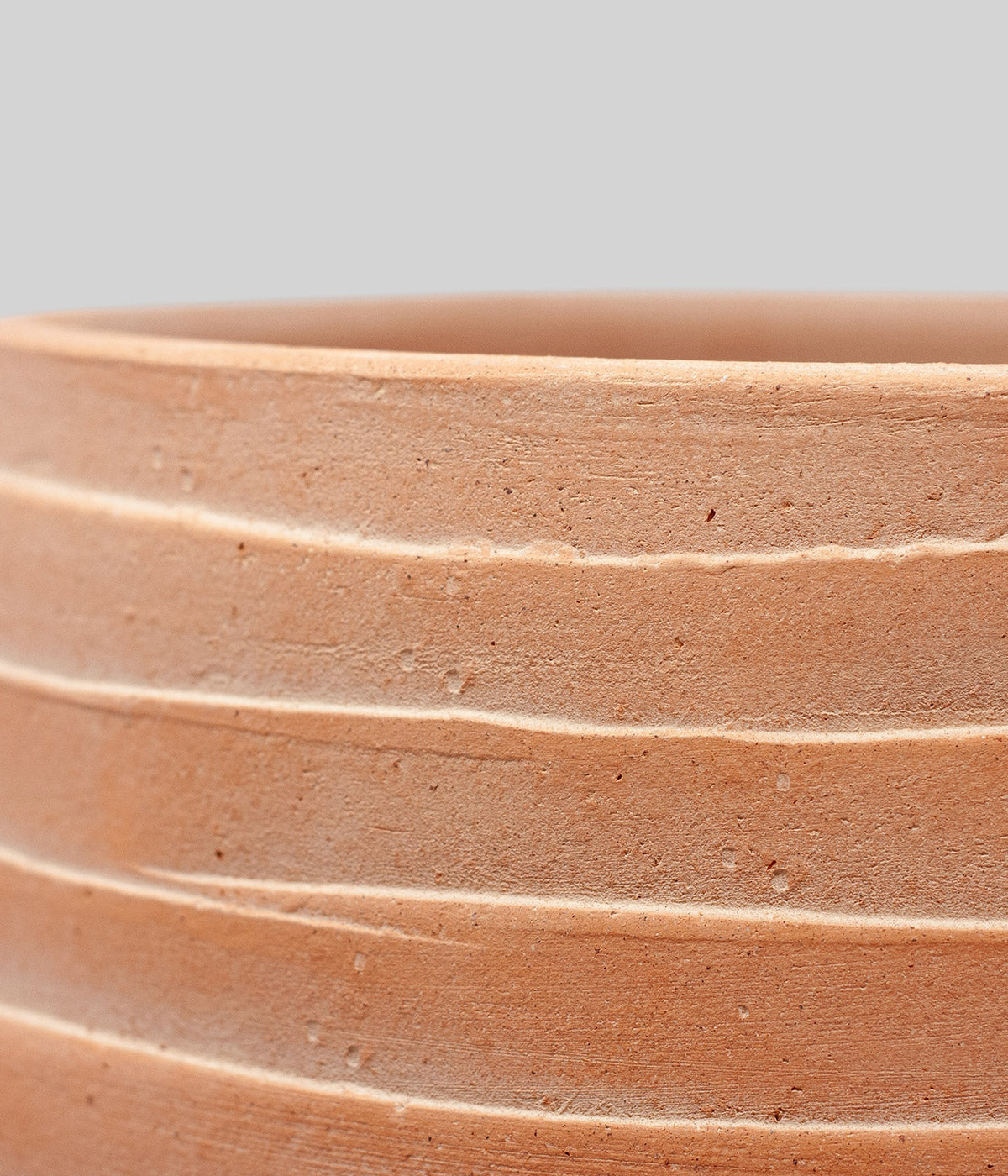 Ridge Terracotta Planter, Whitewash