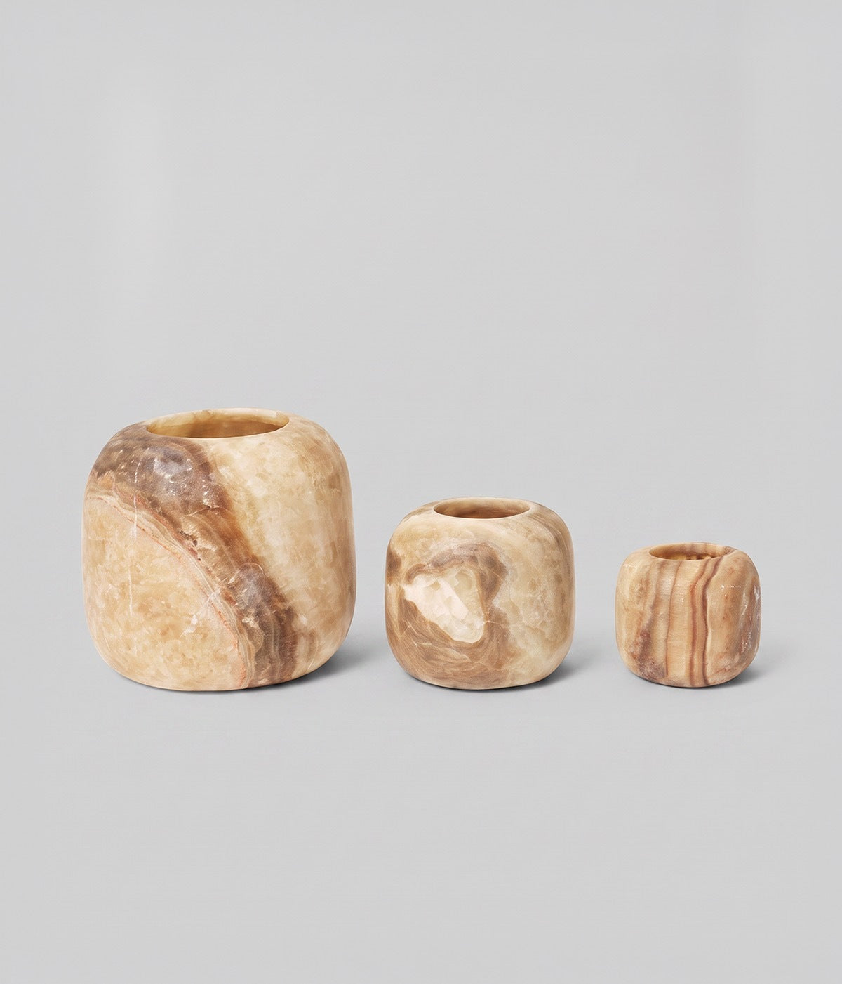 Round Amber Alabaster Candleholder