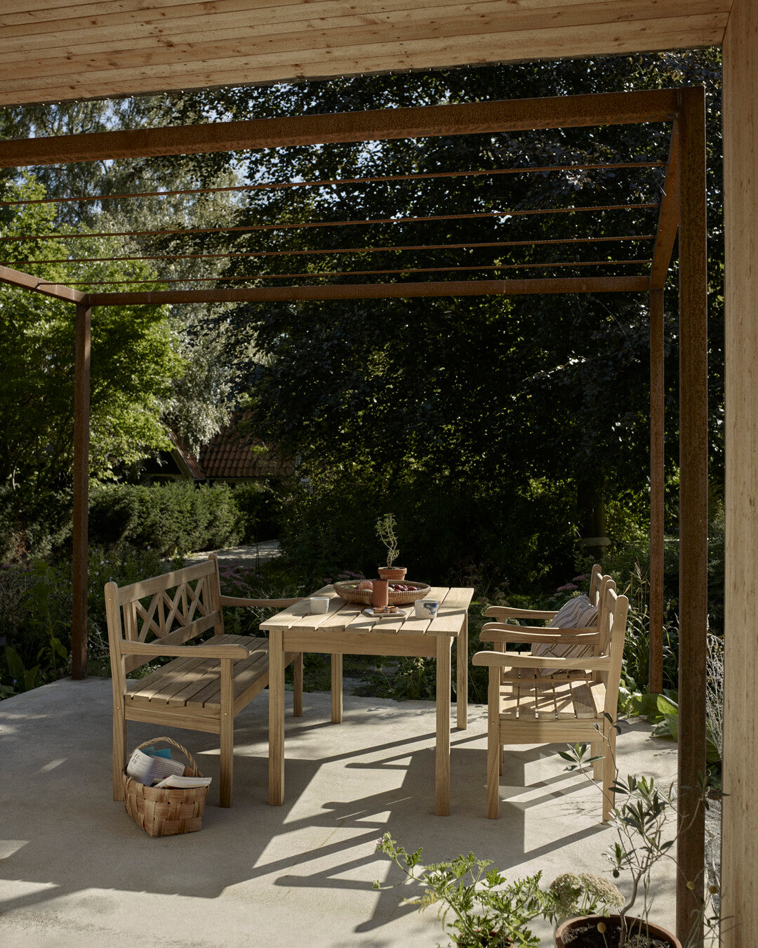 High-quality teak wood chair
