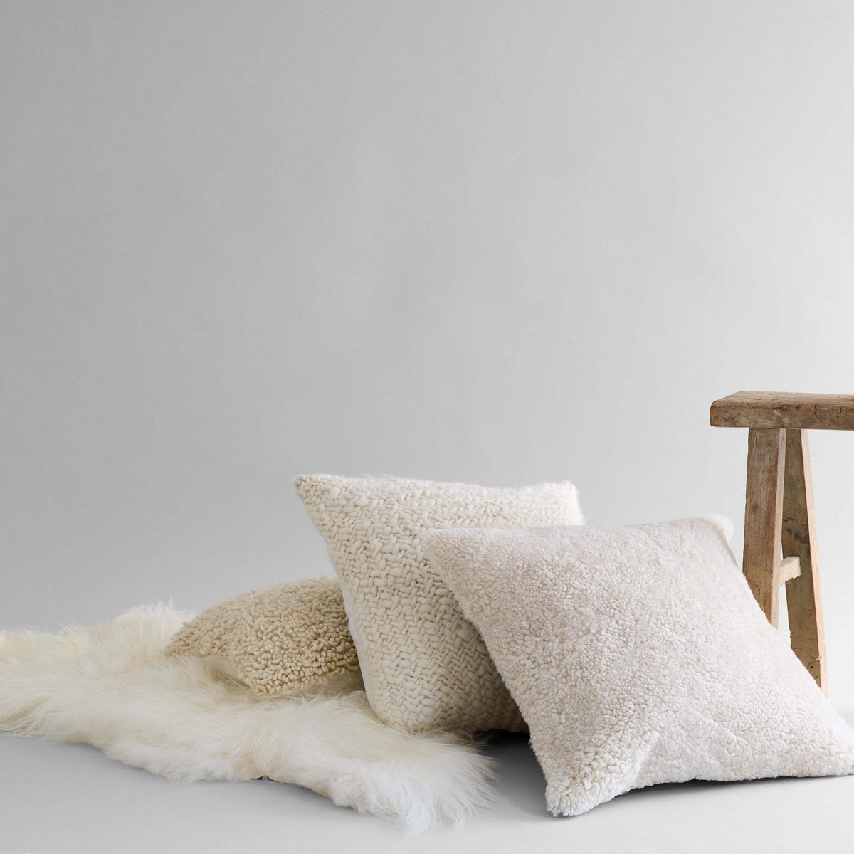 Nube Handwoven Wool Pillow in Ivory, 22" x 22" - Bloomist