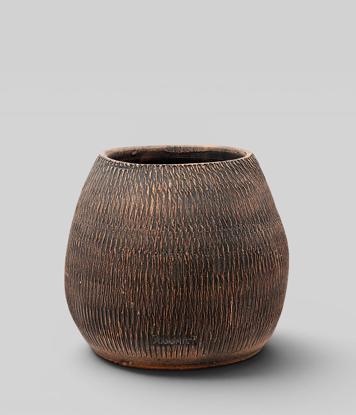 Reed Planter, Dark Wash Finish