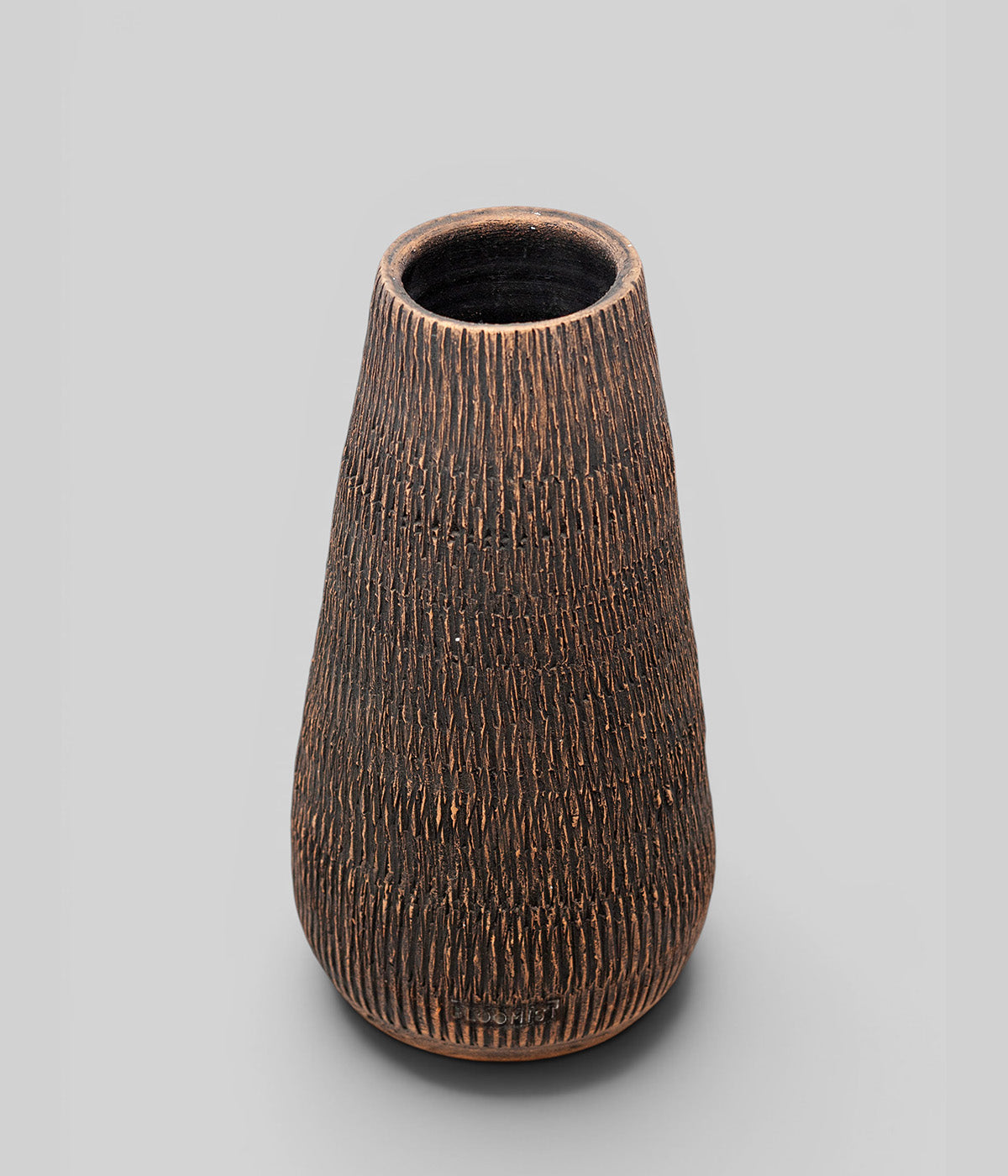 Reed Planter, Dark Wash Finish