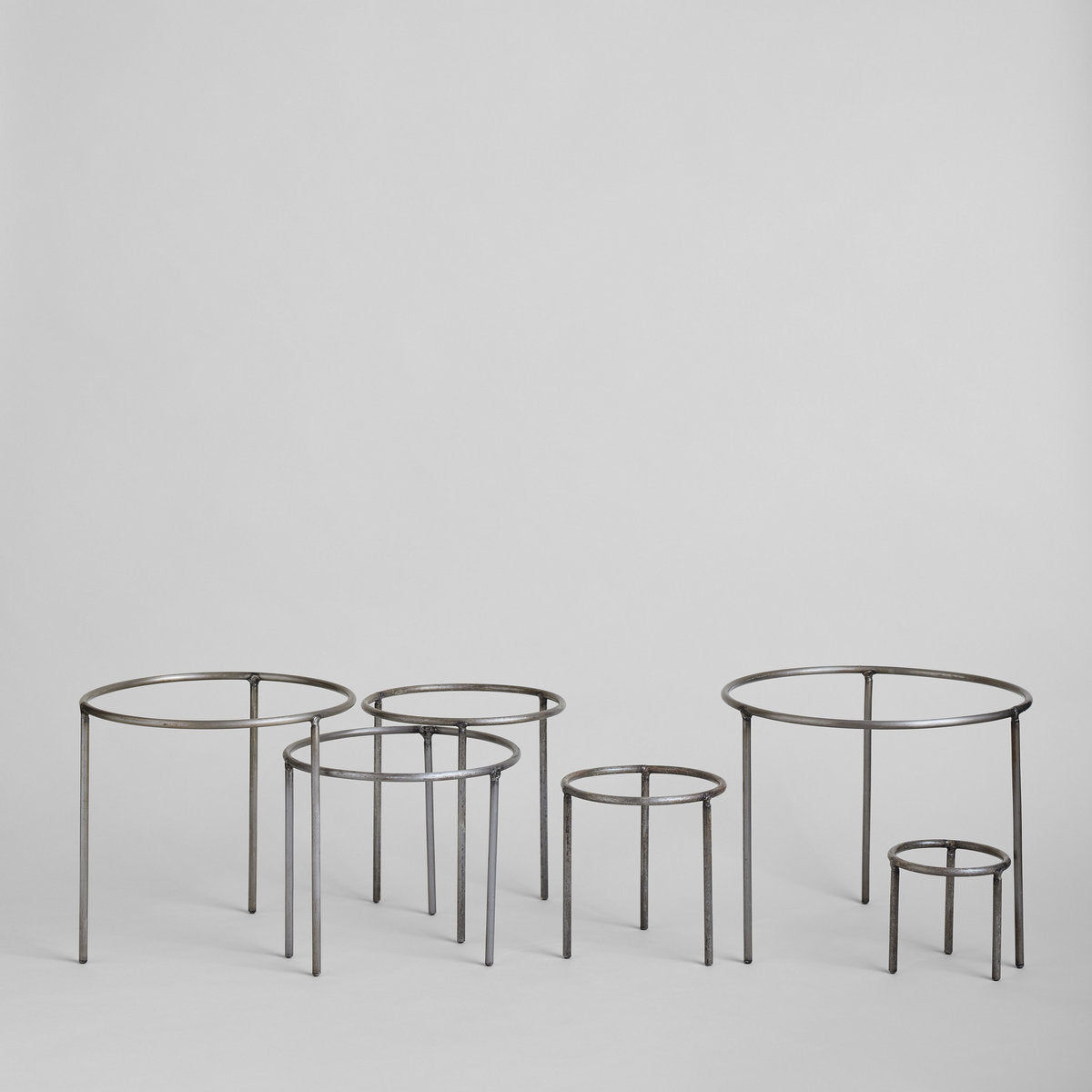 Wrought Iron Planter Stand - Bloomist