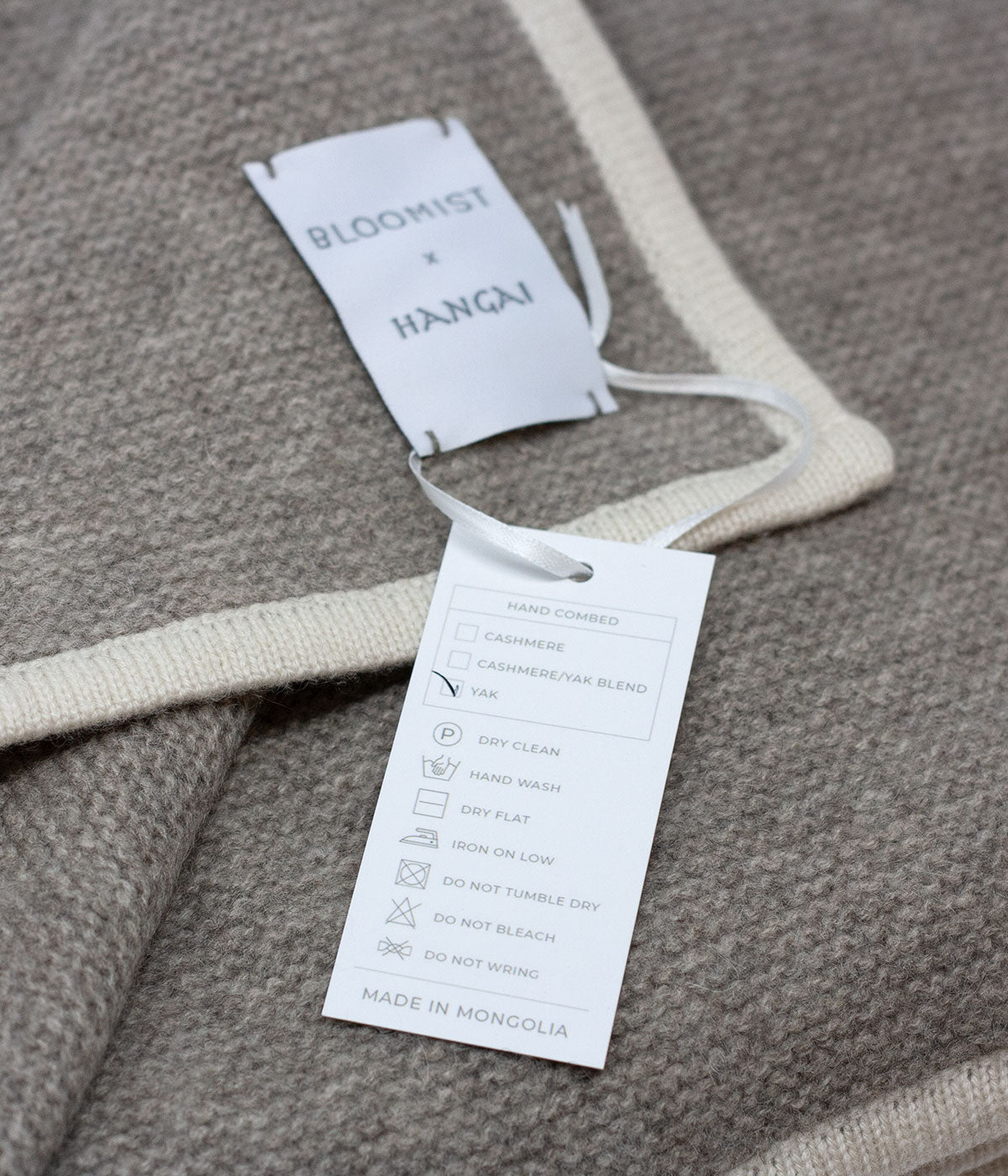 bloomist hangai rug