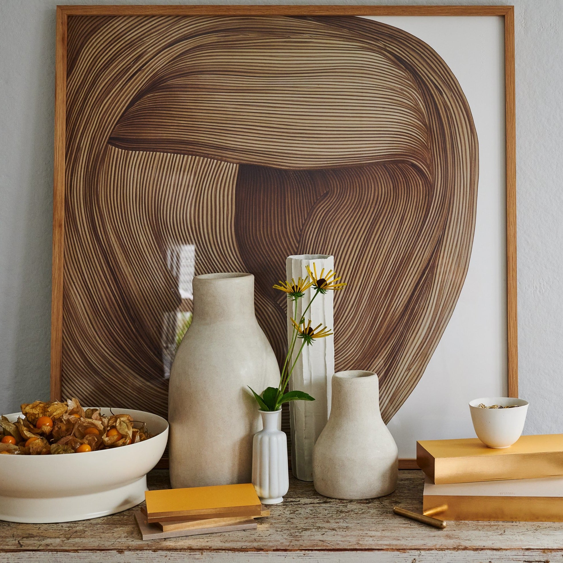 Hand-thrown Moroccan vases in ivory with subtle texture